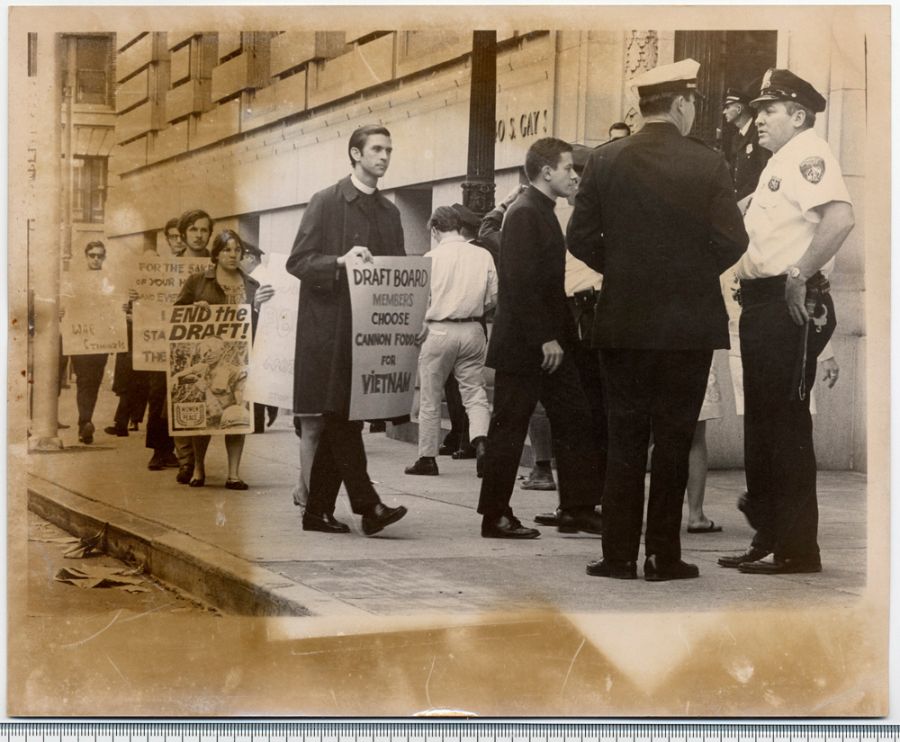 Protesters at the United States Customs House in Baltimore: October 1968